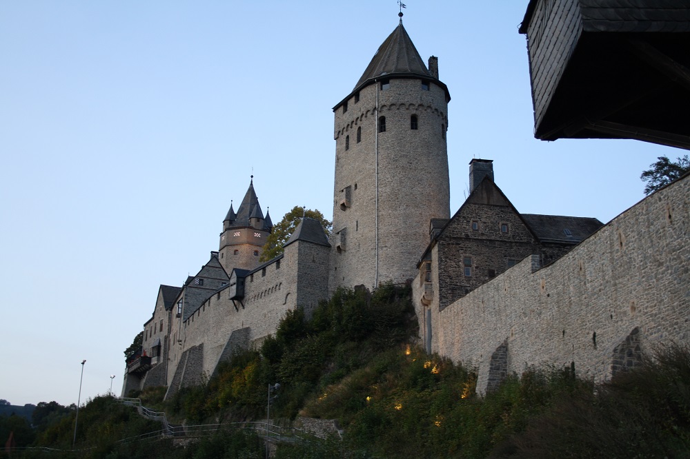 Burg Altena Ghosthunter NRWup Tom van den Abbeele Pedall